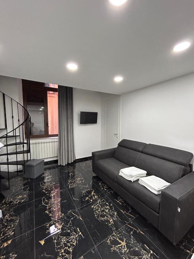 Giovanni Luxury Suites Nápoles Exterior foto