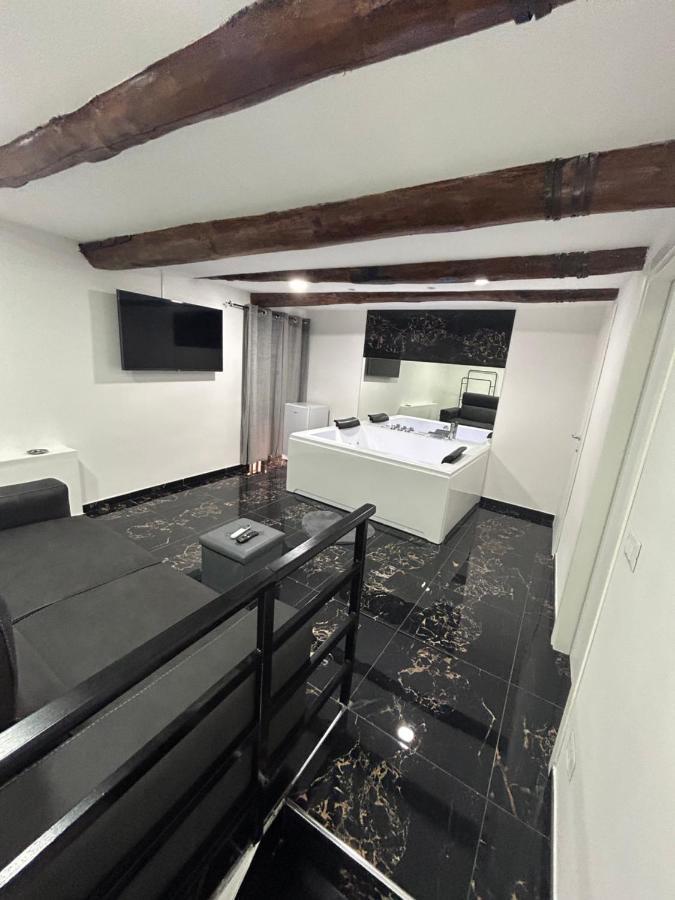 Giovanni Luxury Suites Nápoles Exterior foto